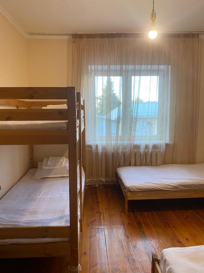 Hostel 888 อัลมาตี ภายนอก รูปภาพ